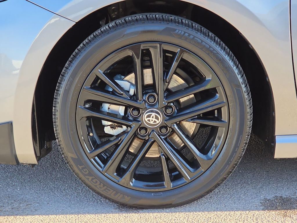 Thumbnail: 2025 Toyota Camry - 6