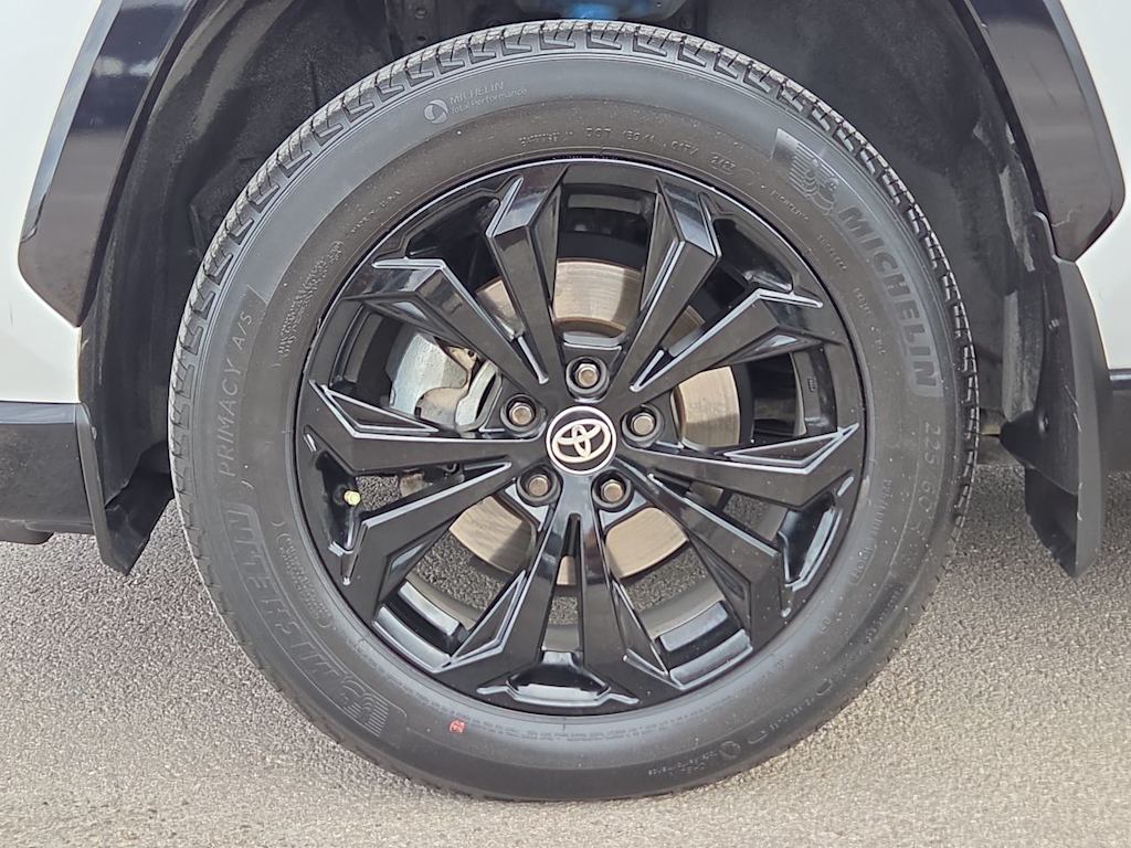 Thumbnail: 2023 Toyota RAV4 - 7