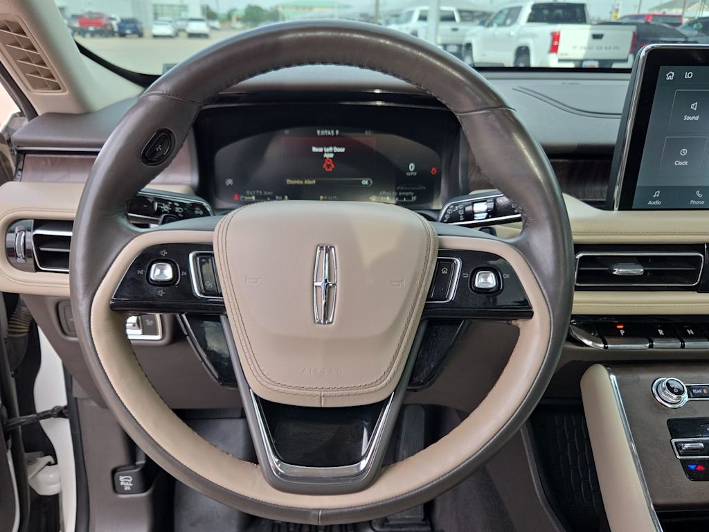 Thumbnail: 2023 Lincoln Aviator - 12