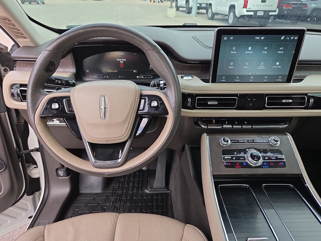 Thumbnail: 2023 Lincoln Aviator - 8