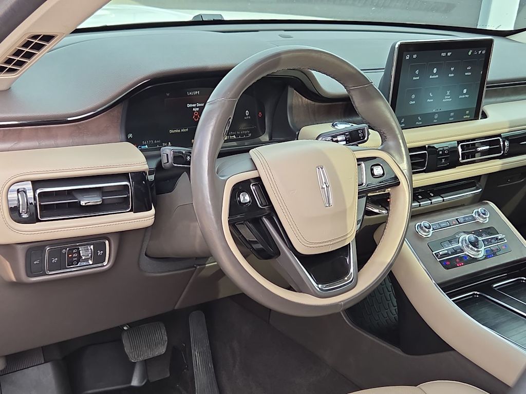 Thumbnail: 2023 Lincoln Aviator - 2