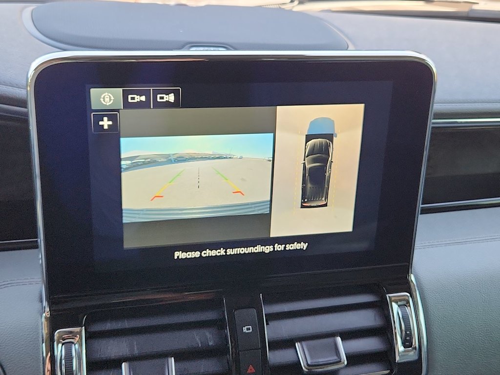 Thumbnail: 2018 Lincoln Navigator - 25