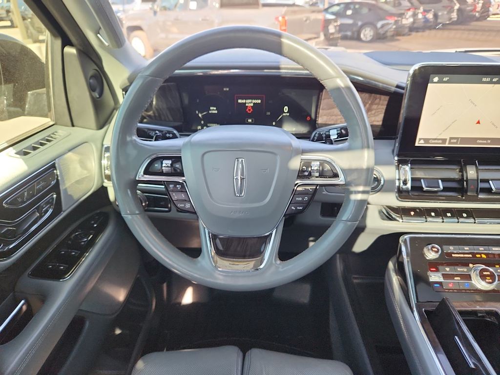 Thumbnail: 2018 Lincoln Navigator - 10