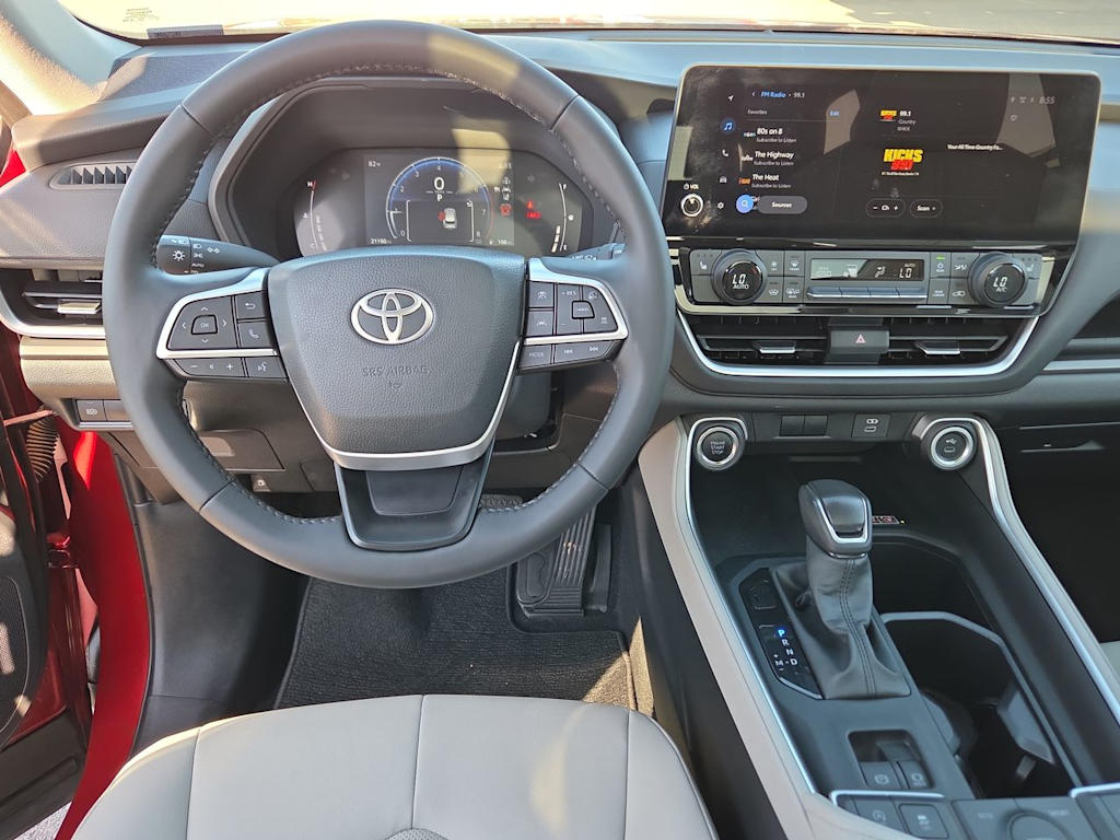 Thumbnail: 2025 Toyota Grand Highlander - 10