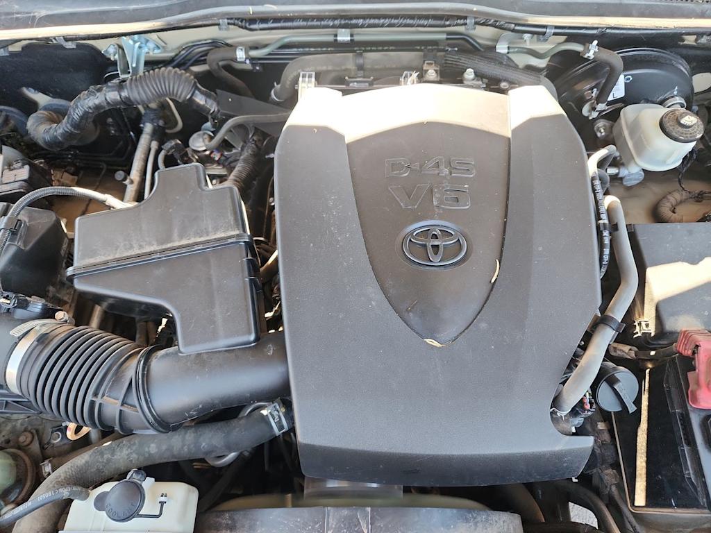 Thumbnail: 2019 Toyota Tacoma - 8