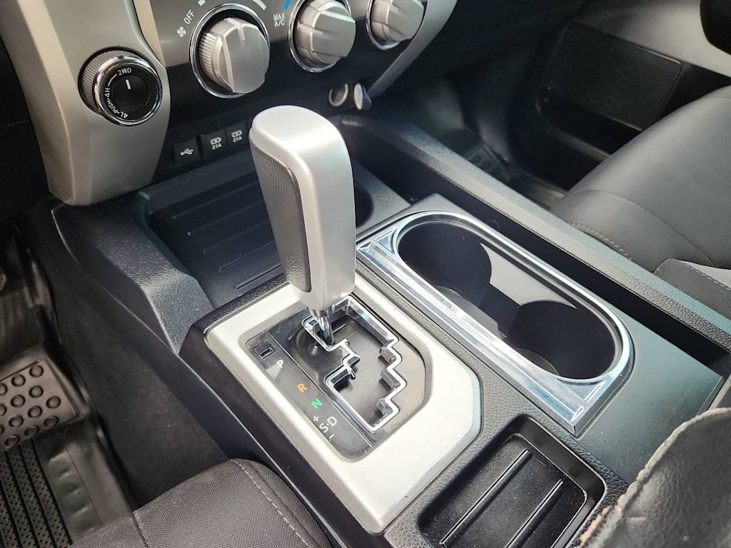 Thumbnail: 2020 Toyota Tundra - 14