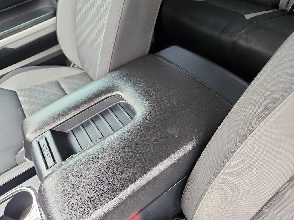 Thumbnail: 2020 Toyota Tundra - 24