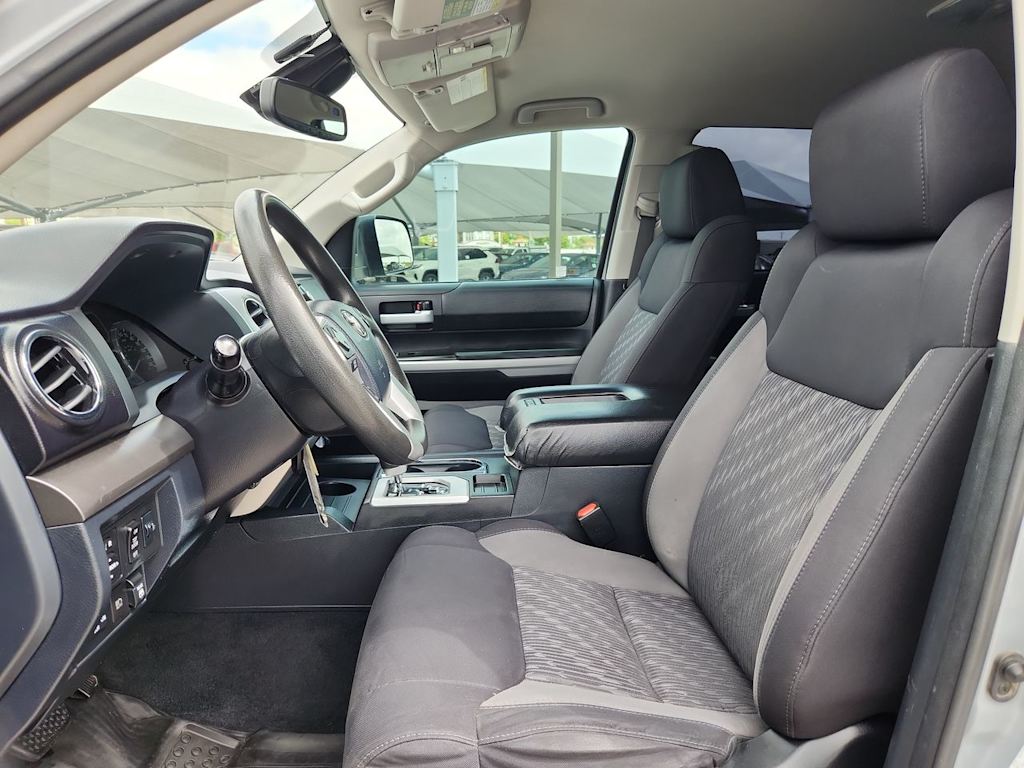 Thumbnail: 2020 Toyota Tundra - 11