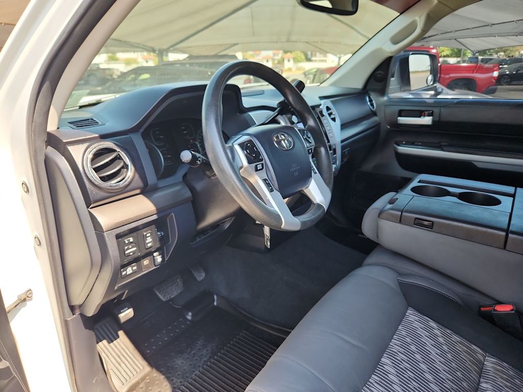 Thumbnail: 2019 Toyota Tundra - 2