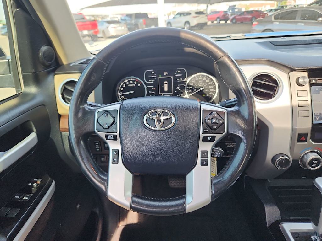 Thumbnail: 2018 Toyota Tundra - 9