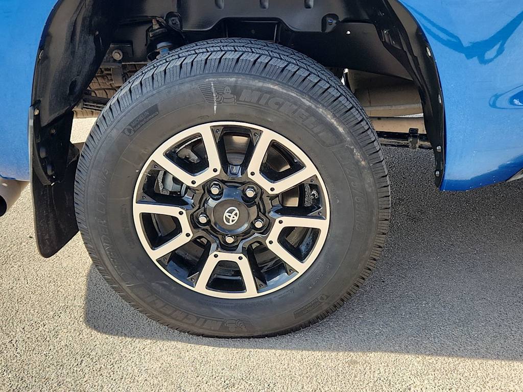Thumbnail: 2018 Toyota Tundra - 7