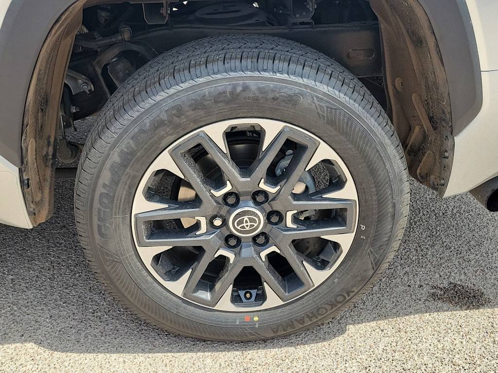 2022 Toyota Tundra SR5 8