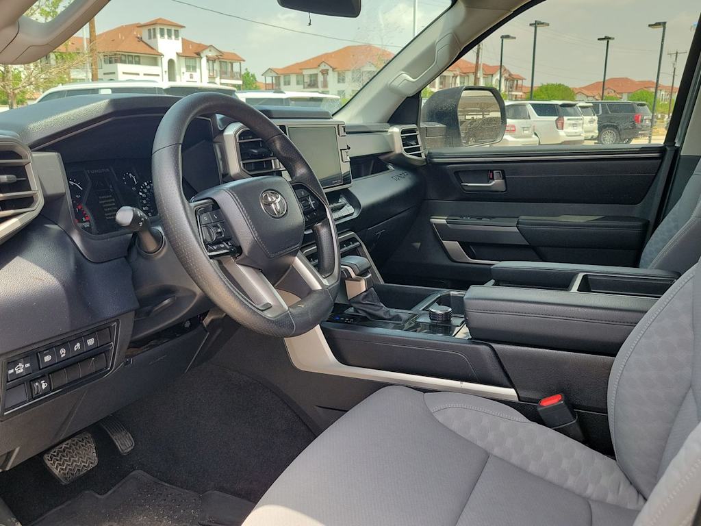 2022 Toyota Tundra SR5 2