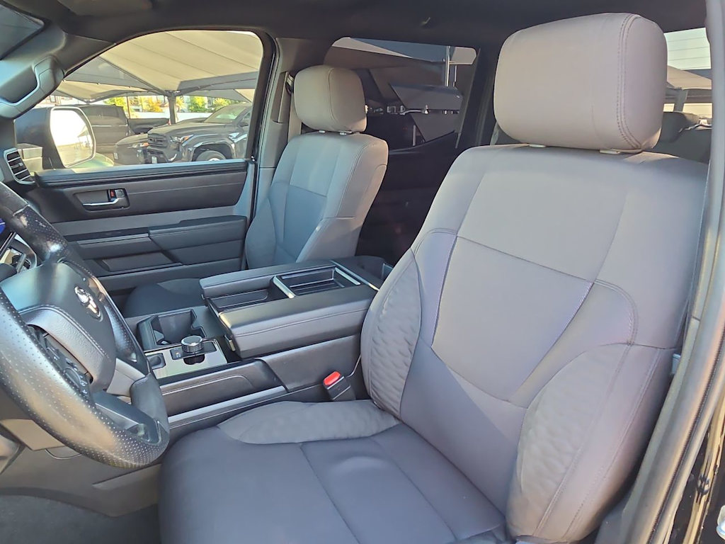Thumbnail: 2025 Toyota Tundra - 10