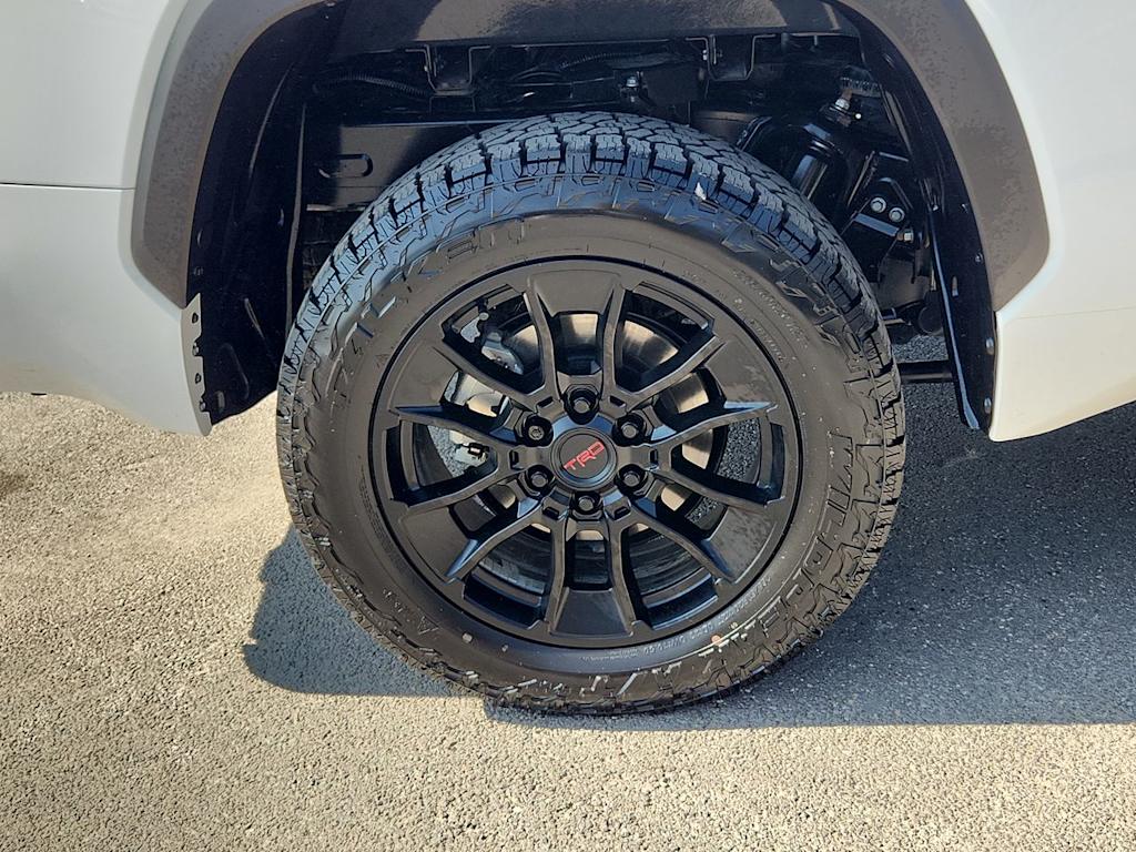 Thumbnail: 2023 Toyota Tundra - 8