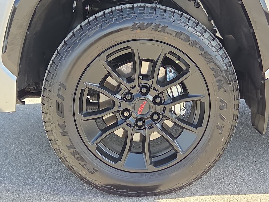 Thumbnail: 2025 Toyota Tundra - 6