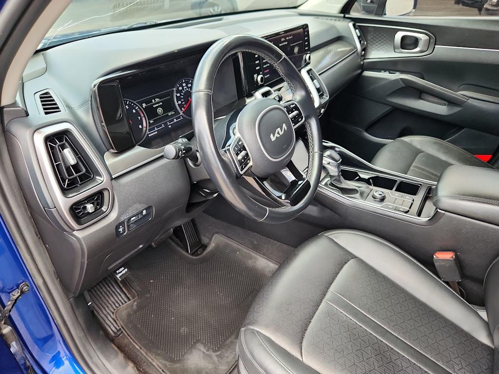 Thumbnail: 2022 Kia Sorento - 2