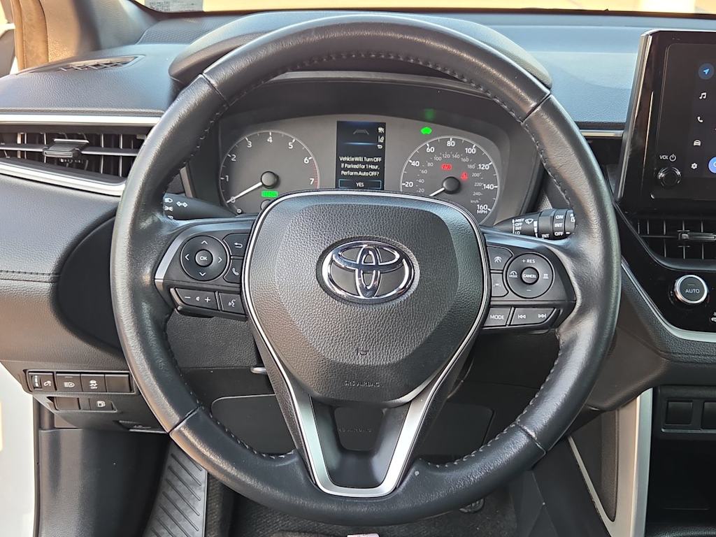 Thumbnail: 2023 Toyota Corolla Cross - 14
