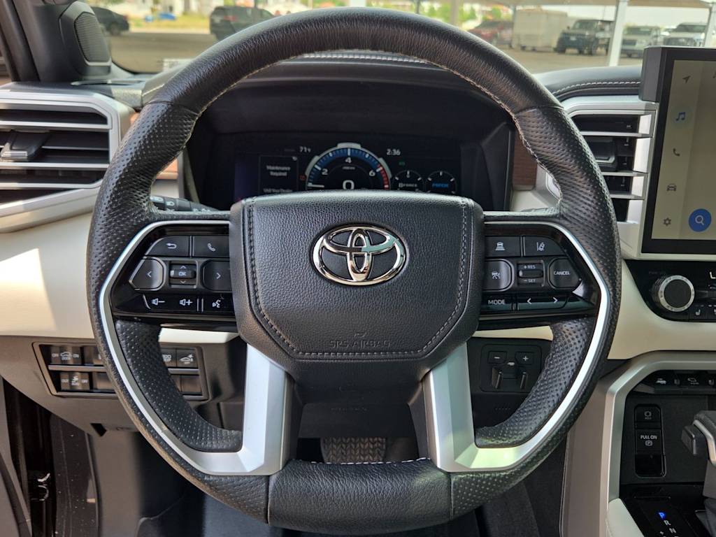 Thumbnail: 2023 Toyota Sequoia - 13