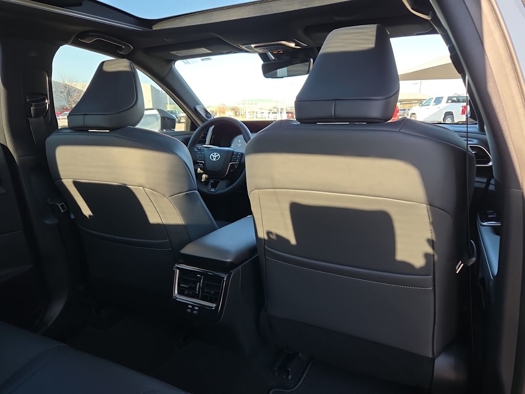 Thumbnail: 2026 Toyota Crown - 13