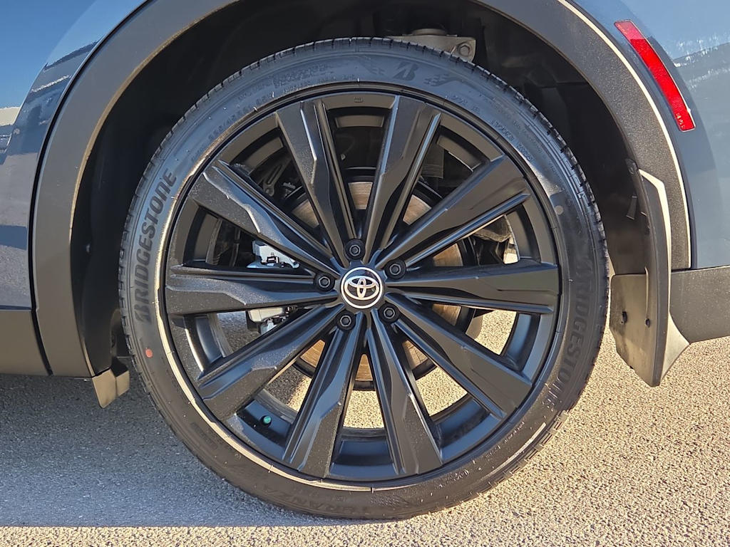 Thumbnail: 2026 Toyota Crown - 7