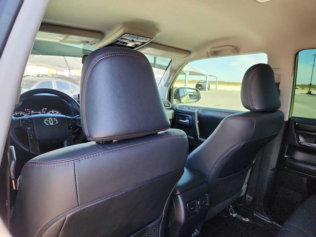 Thumbnail: 2023 Toyota 4Runner - 10