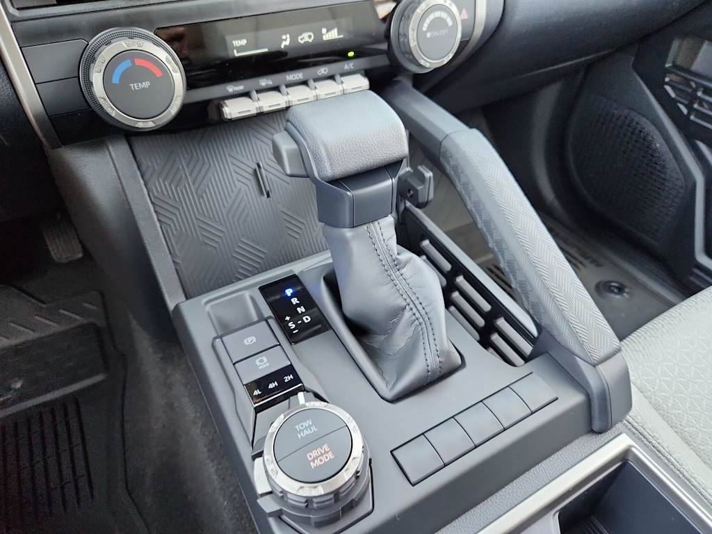 Thumbnail: 2025 Toyota 4Runner - 16