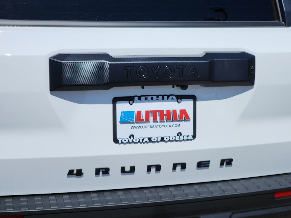 Thumbnail: 2025 Toyota 4Runner - 7