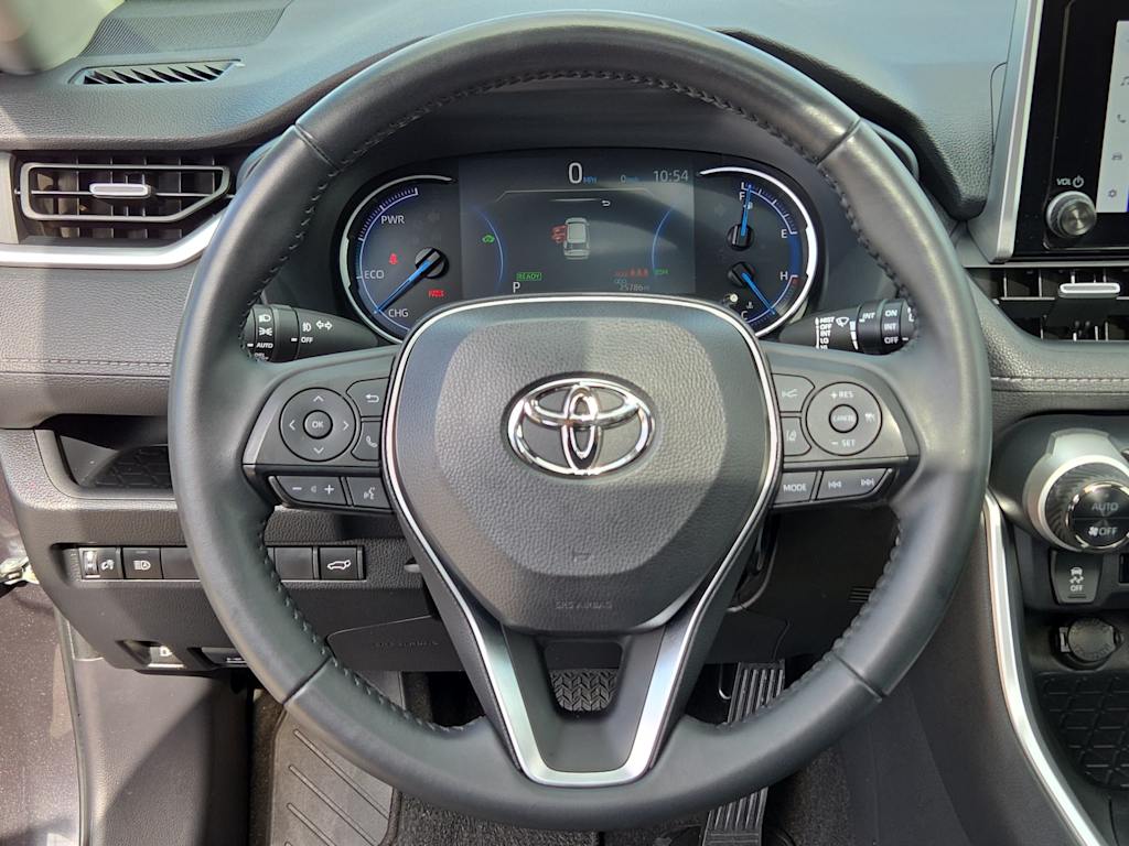 Thumbnail: 2025 Toyota RAV4 - 14