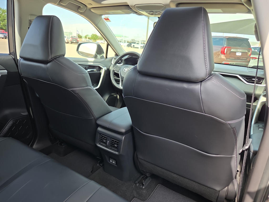 Thumbnail: 2025 Toyota RAV4 - 12