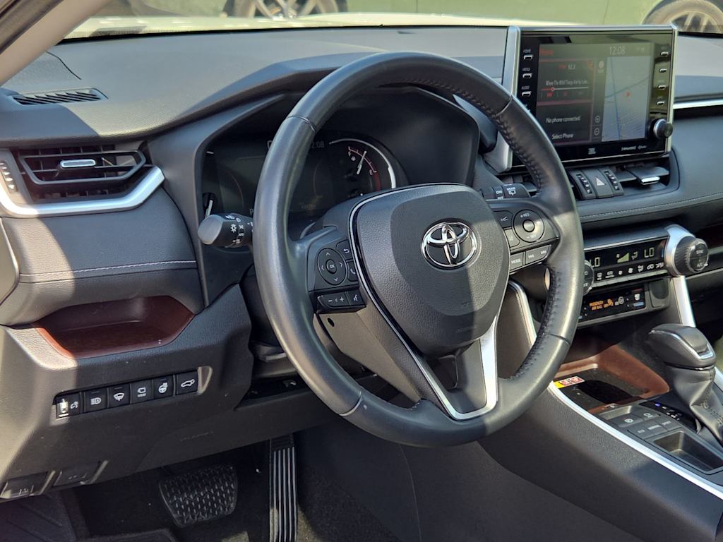 Thumbnail: 2022 Toyota RAV4 - 2