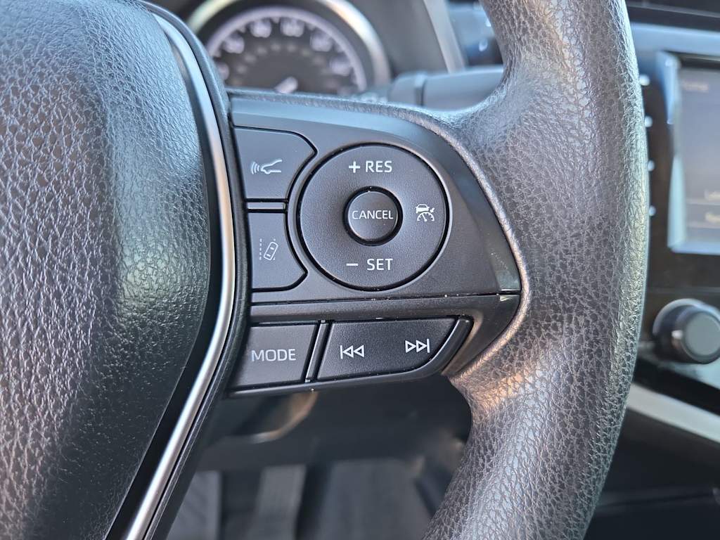 Thumbnail: 2018 Toyota Camry - 28