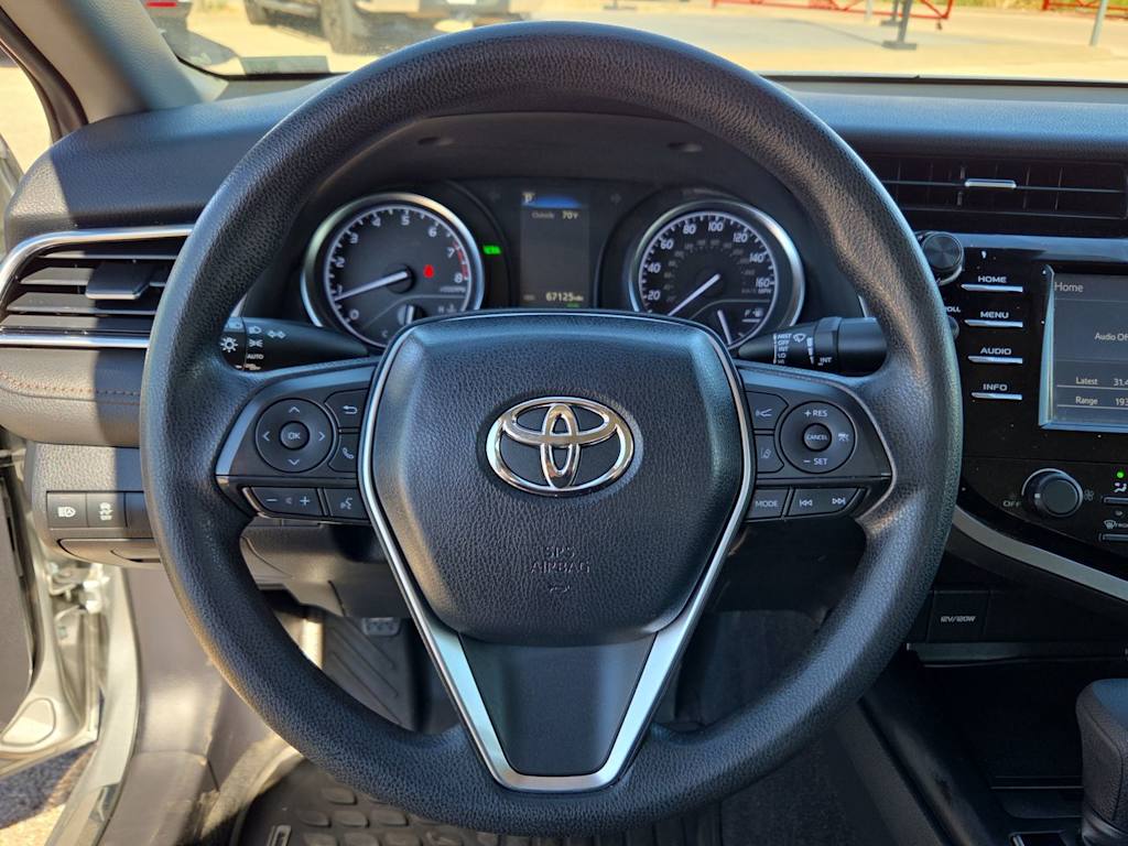 Thumbnail: 2018 Toyota Camry - 14