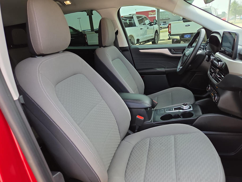 Thumbnail: 2022 Ford Escape - 22