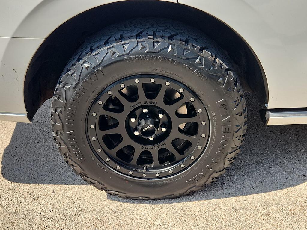 Thumbnail: 2020 Ford Expedition - 8