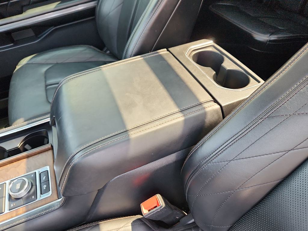 Thumbnail: 2020 Ford Expedition - 25