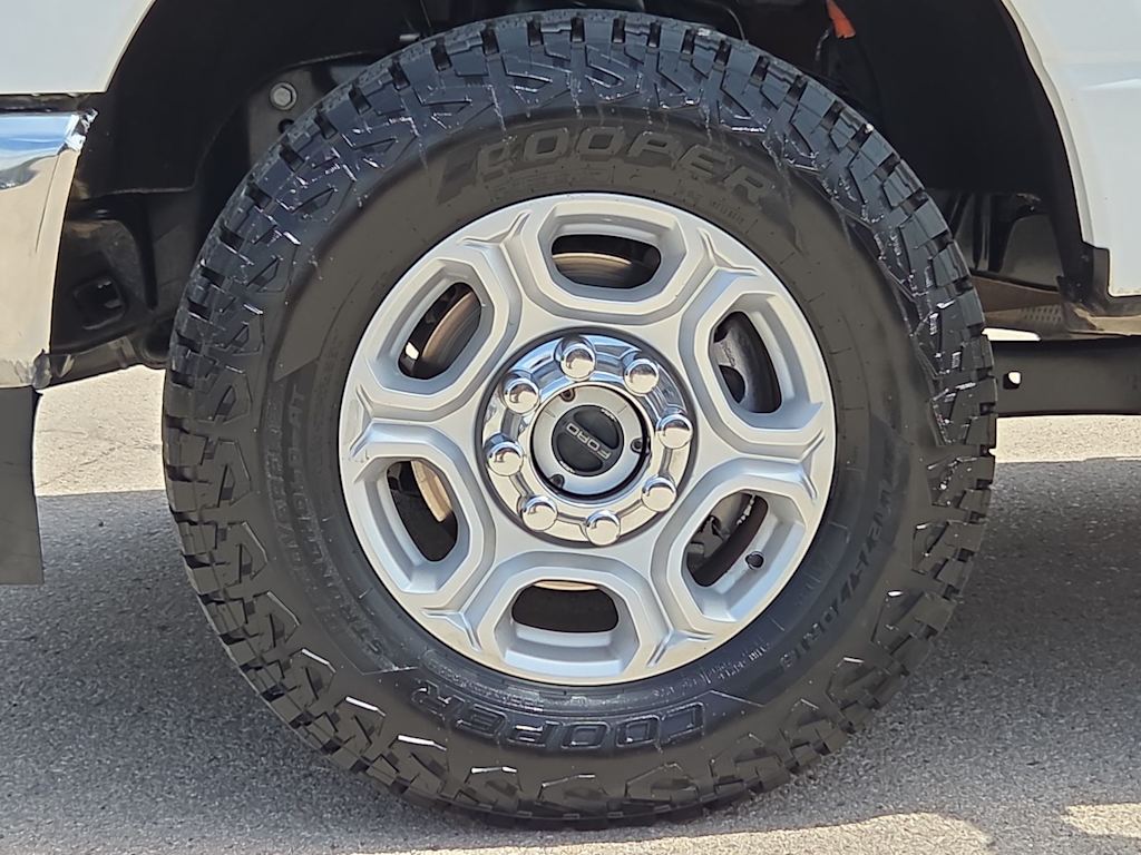 Thumbnail: 2025 Ford F-250 - 7