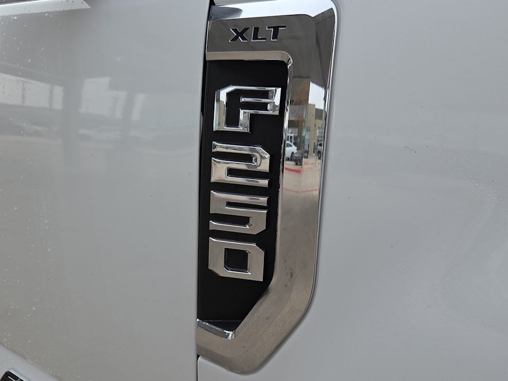 Thumbnail: 2022 Ford F-250 - 6