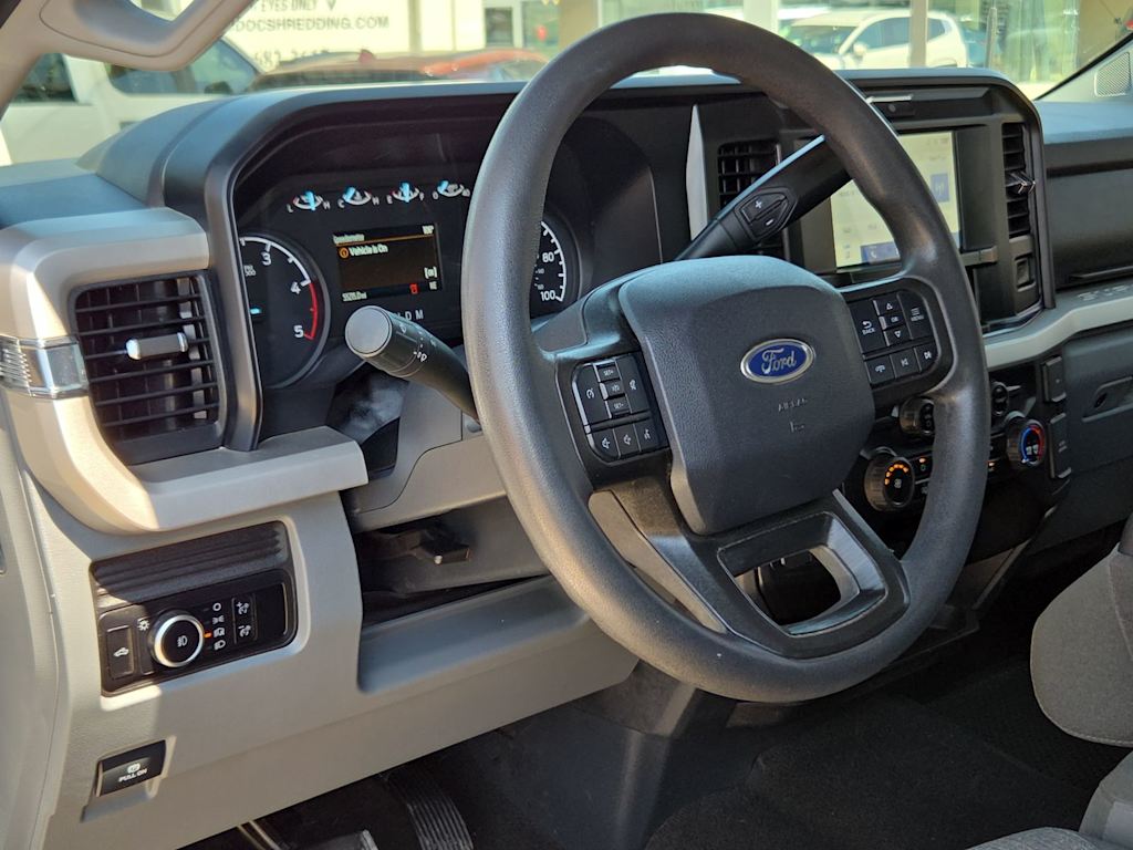Thumbnail: 2025 Ford F-350 - 2