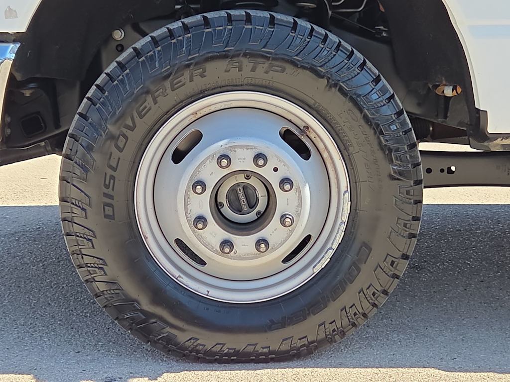 Thumbnail: 2025 Ford F-350 - 6