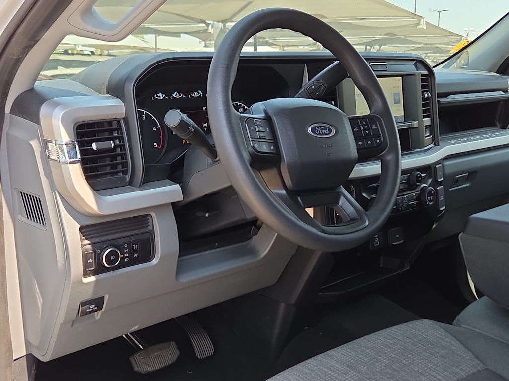 Thumbnail: 2025 Ford F-350 - 2
