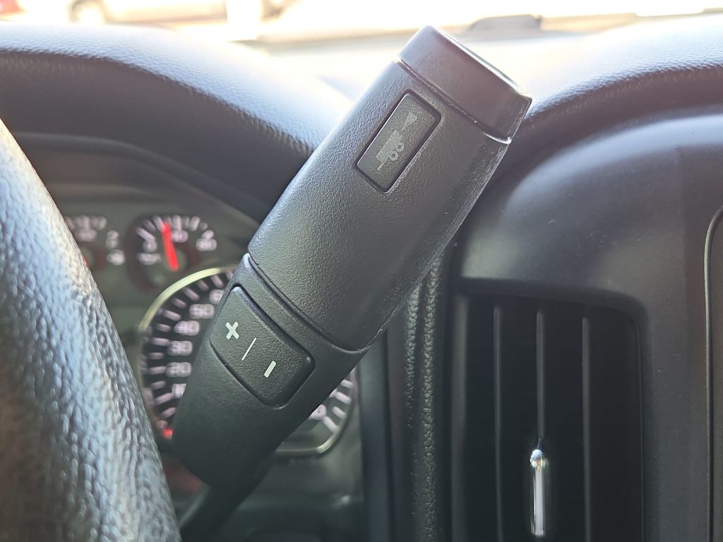 Thumbnail: 2018 Chevrolet Silverado 1500 - 22