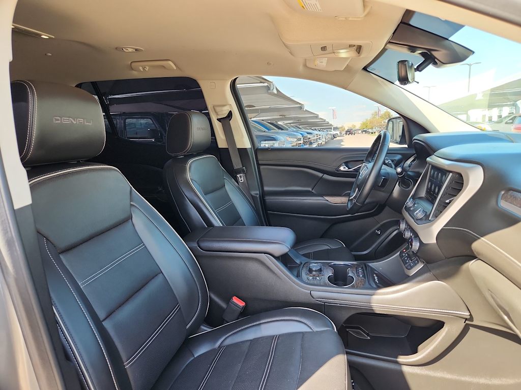 Thumbnail: 2023 GMC Acadia - 22