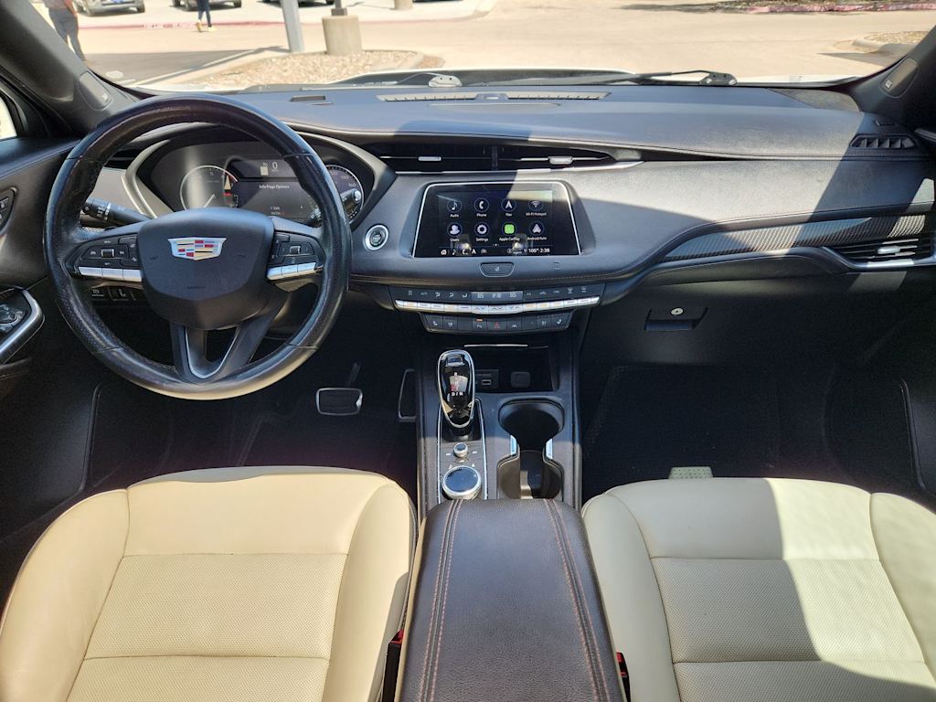 Thumbnail: 2021 Cadillac XT4 - 2