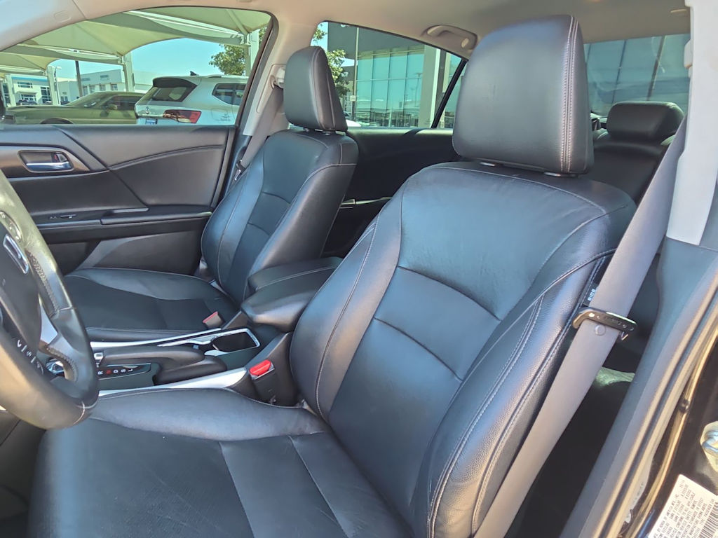 Thumbnail: 2015 Honda Accord - 11