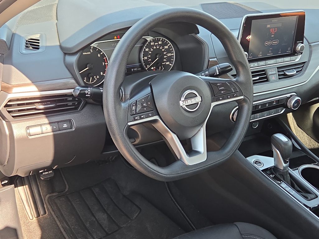 Thumbnail: 2024 Nissan Altima - 2