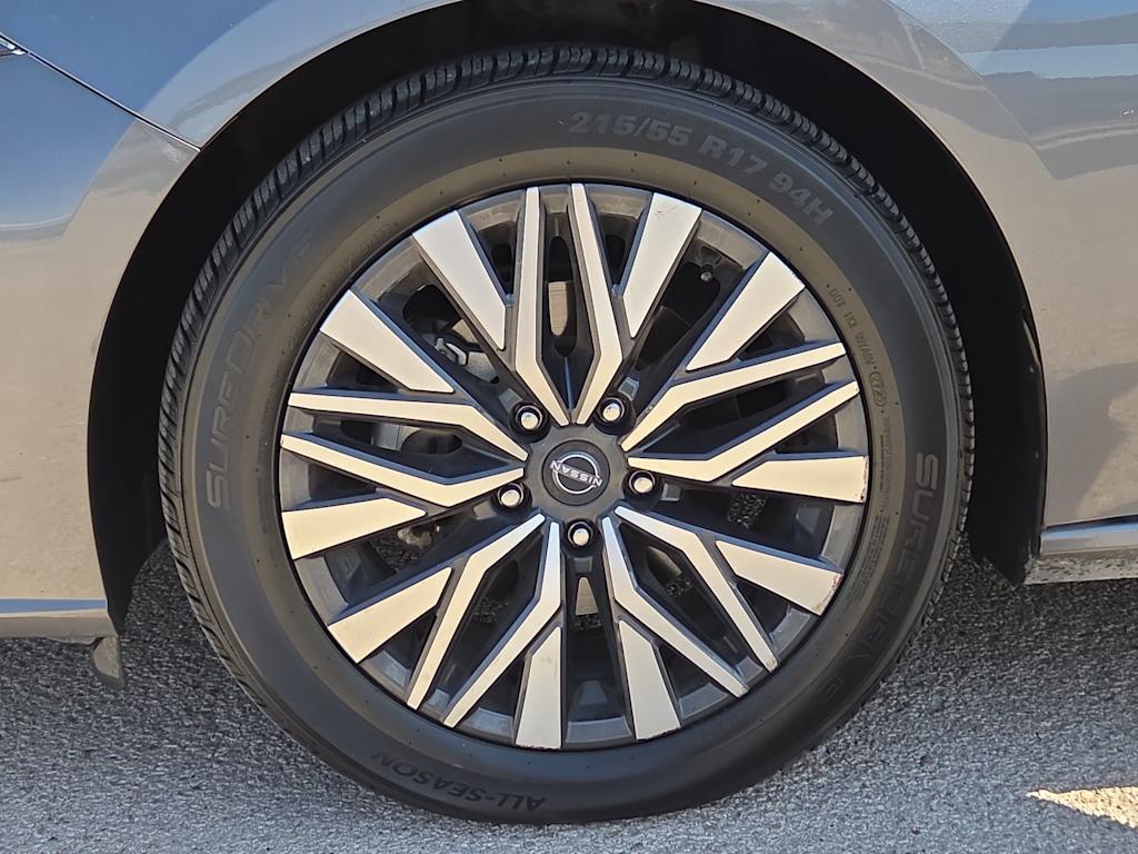 Thumbnail: 2024 Nissan Altima - 7