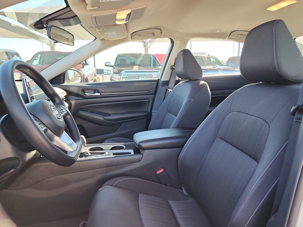 Thumbnail: 2024 Nissan Altima - 11