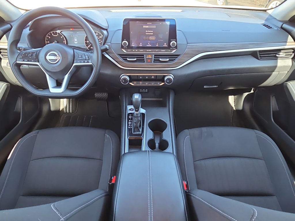 Thumbnail: 2025 Nissan Altima - 8