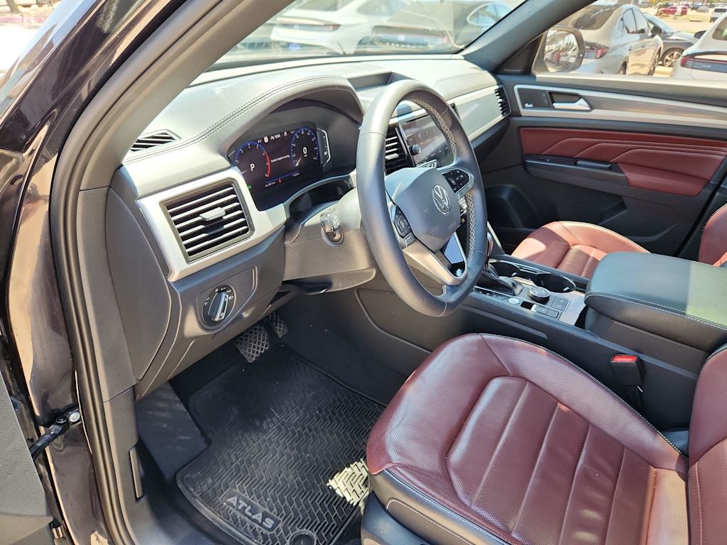 Thumbnail: 2021 Volkswagen Atlas - 3